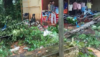 Mangaluru/Udupi: Incessant rains lash twin districts, sea erosion intensifies at Maravanthe