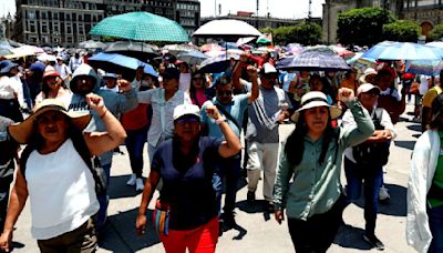 CNTE mantiene plantón en Zócalo de CDMX el fin de semana de elecciones