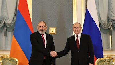 Nikol Pashinyan se reunió con Vladimir Putin en Moscú