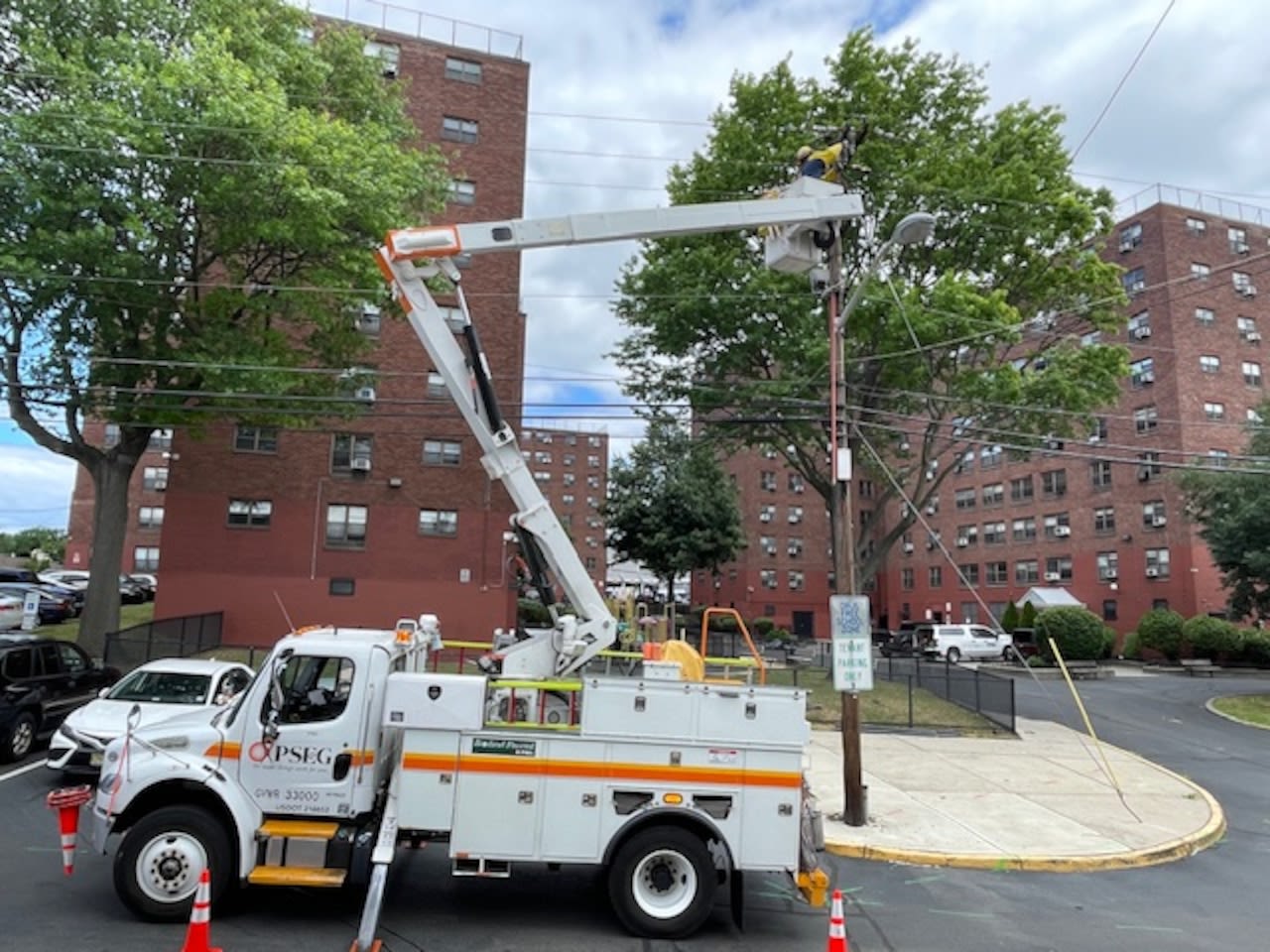 Residents hot with power still out at N.J. public housing complex