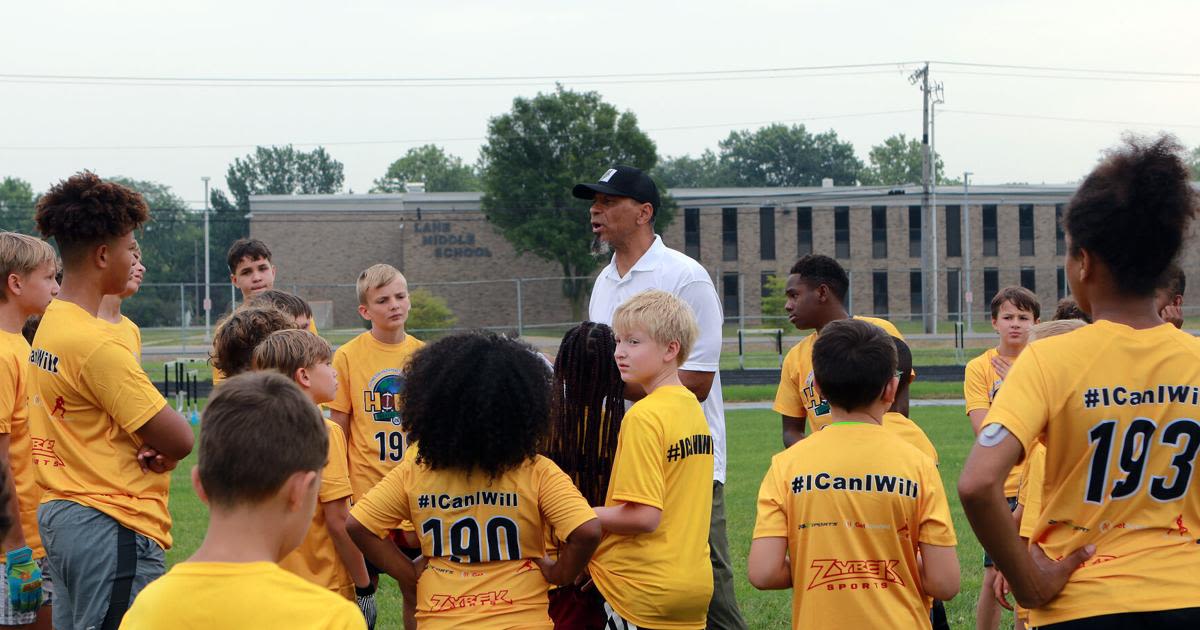 Rod Woodson's football camp opens with aim to teach kids football, life lessons