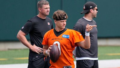 Joe Burrow lanza en entrenamientos voluntarios de Bengals