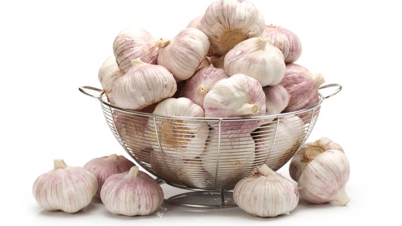 How to store garlic so it lasts as long as possible | CNN