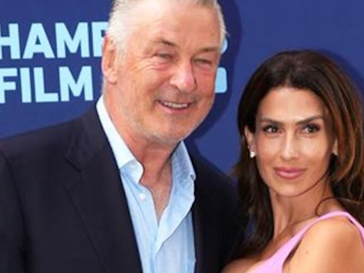 Alec Baldwin & Wife Hilaria Make First Red Carpet Appearance Since 'Rust' Case Dismissal - E! Online