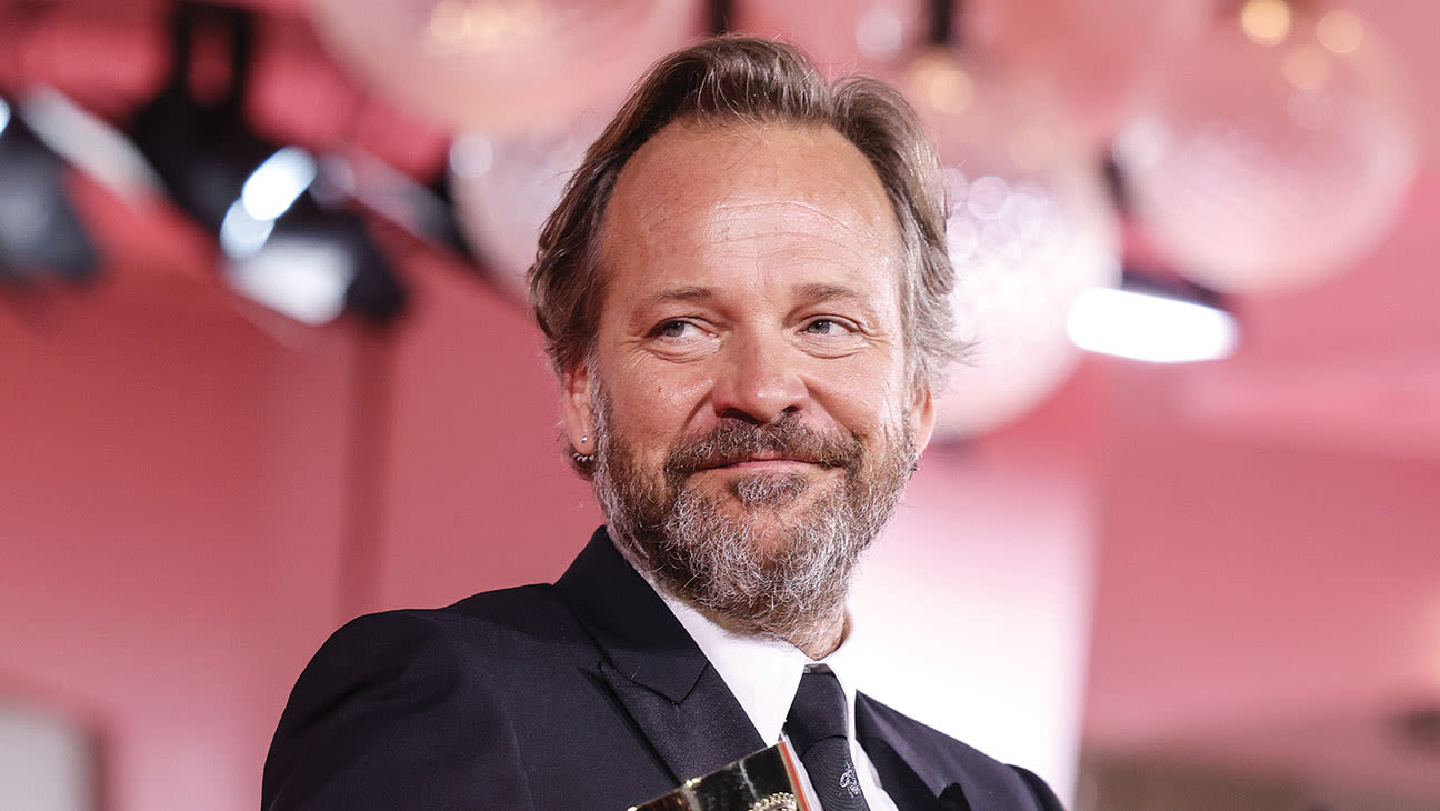 ... 5’ Star Peter Sarsgaard on His “Rabbit Brain,” Live TV News and Why Wife Maggie Gyllenhaal’s ‘The Bride’ Is So...