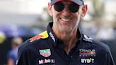 Adrian Newey, "halagado" de que Lewis Hamilton le quiera en Ferrari