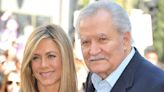 Jennifer Aniston Announces Her Dad Has Died In Emotional Post