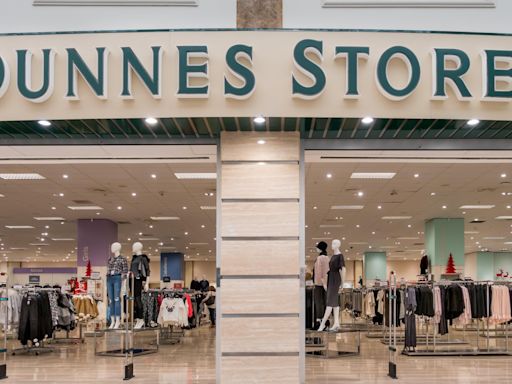 Fashion fans rushing to tills after Dunnes release must-have shoes of summer