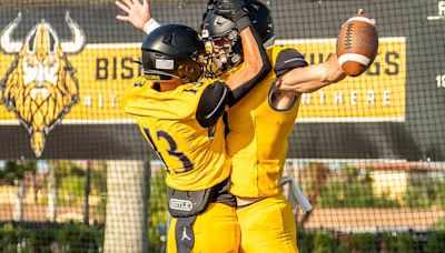 See photos of Carter Smith, Bishop Verot sweeping spring football jamboree