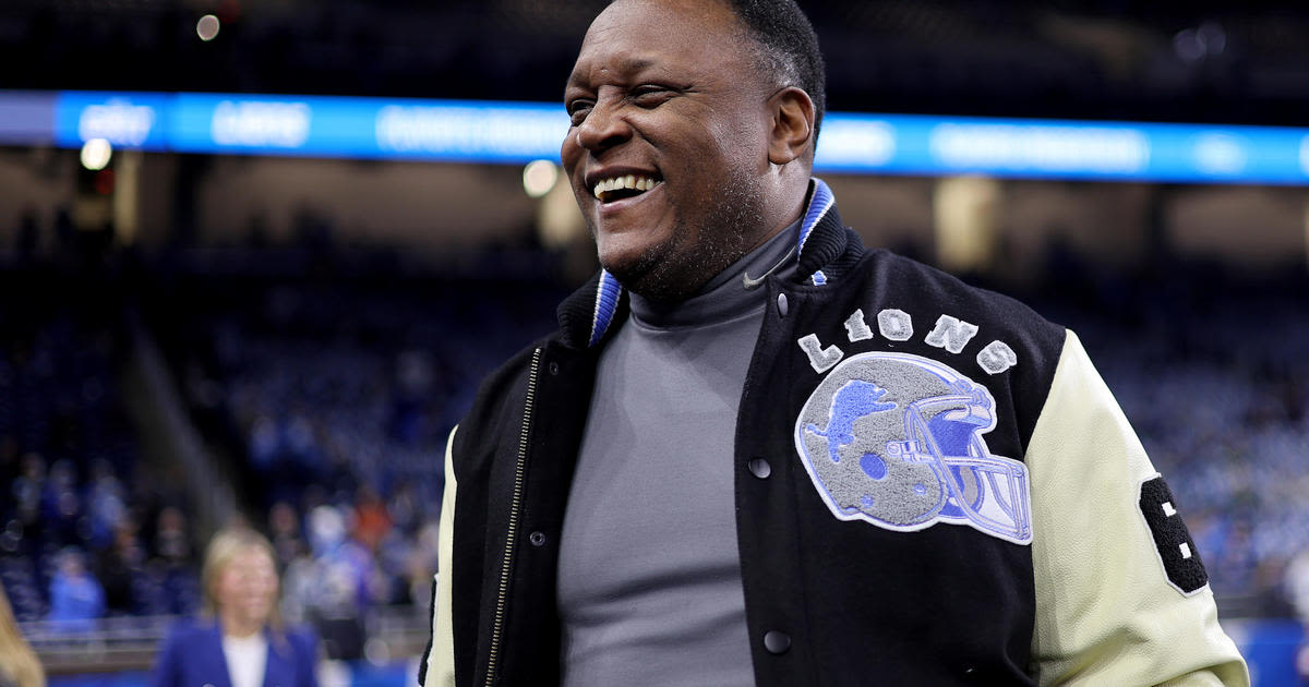 Detroit Lions legend Barry Sanders says he experienced "health scare" over Father's Day weekend