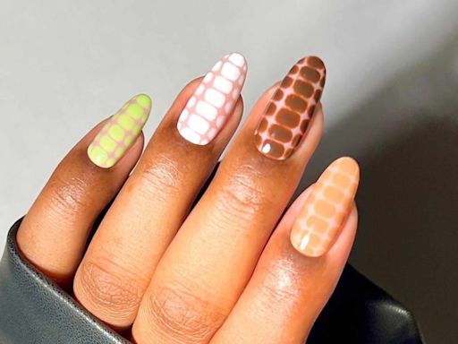 20 Taurus Nail Ideas With an Earthy, Sumptuous Vibe