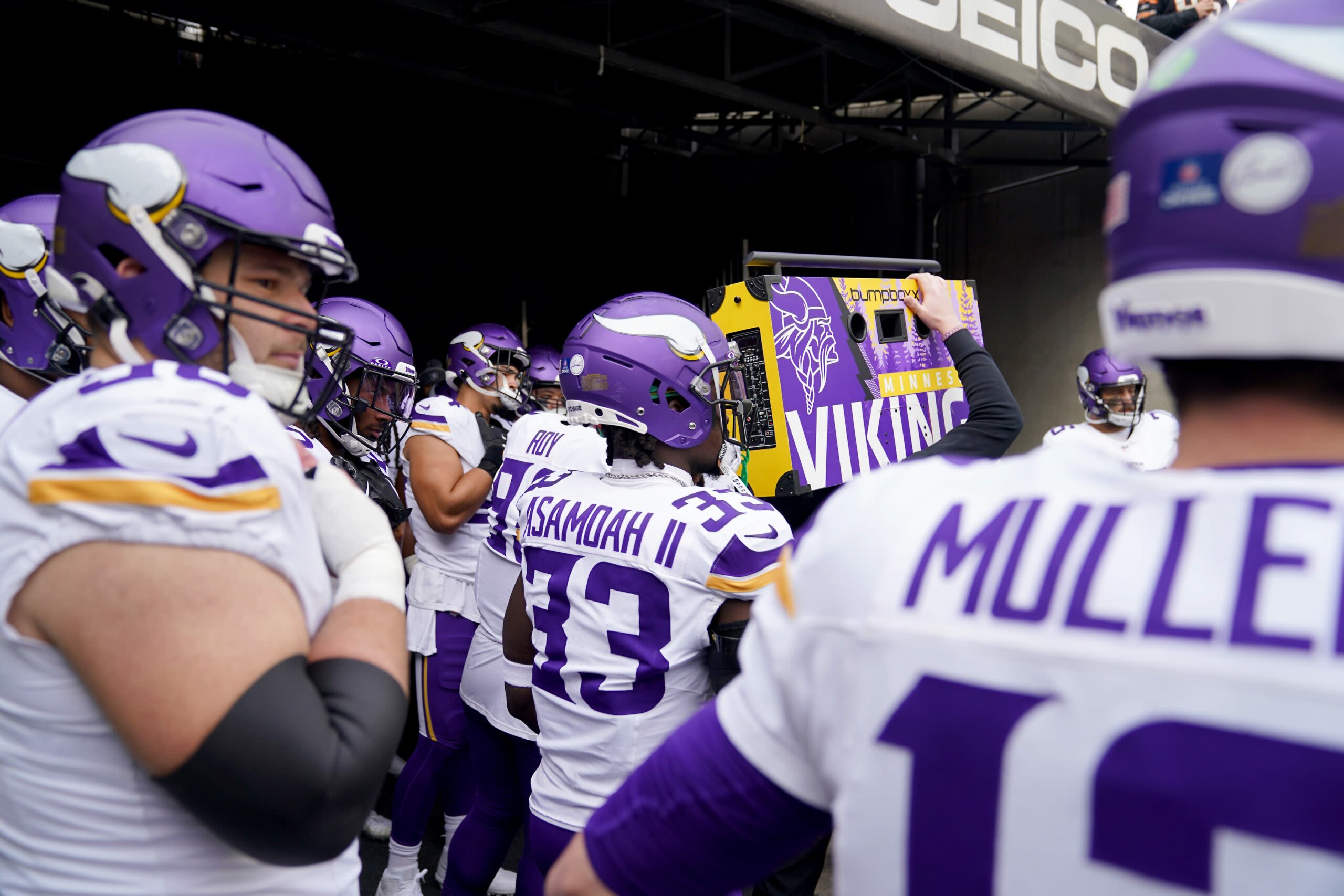 Vikings land outside of top 20 in PFF’s 2024 roster rankings