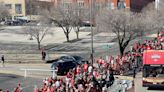 Drue Tranquill throws shade at LA, recounts Chiefs’ playoff wins in epic parade moment