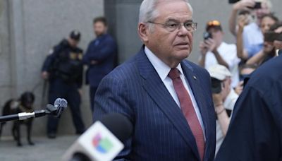 U.S. Sen. Bob Menendez resigns following corruption conviction - National | Globalnews.ca