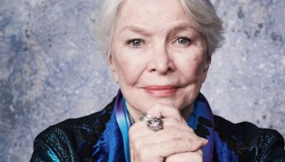 Ellen Burstyn Barely Survived Childhood. Then She Won an Oscar, a Tony and Two Emmys.