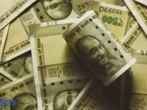 Indian rupee weakens amid global dollar strength and investor caution - The Economic Times