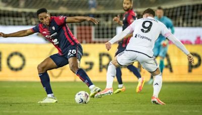 Yerry Mina recibe trato especial en Cagliari para evitar lesión