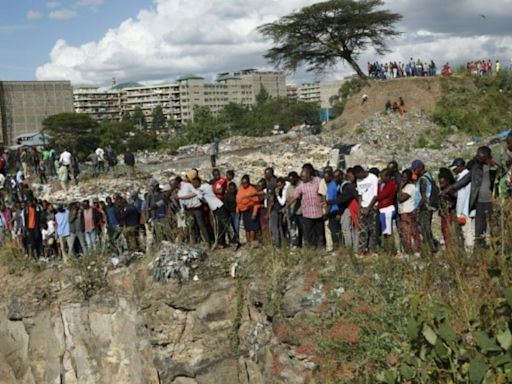 Polícia do Quênia encontra oito corpos de mulheres em aterro de Nairóbi