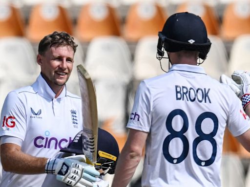 Joe Root Smashes Double Hundred to Join Don Bradman in Elite List, Smashes 67-year-old Record with Harry Brook - News18