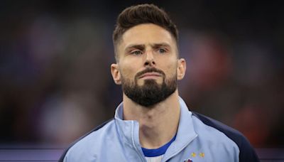 La nueva vida de Giroud: “Llego al estadio solo, no hay autobús”