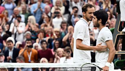 Alcaraz frente a Medvedev y Djokovic ante Musetti, en busca de la final de Wimbledon