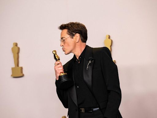 Robert Downey Jr. To Make His Broadway Debut Post Oscars Win!