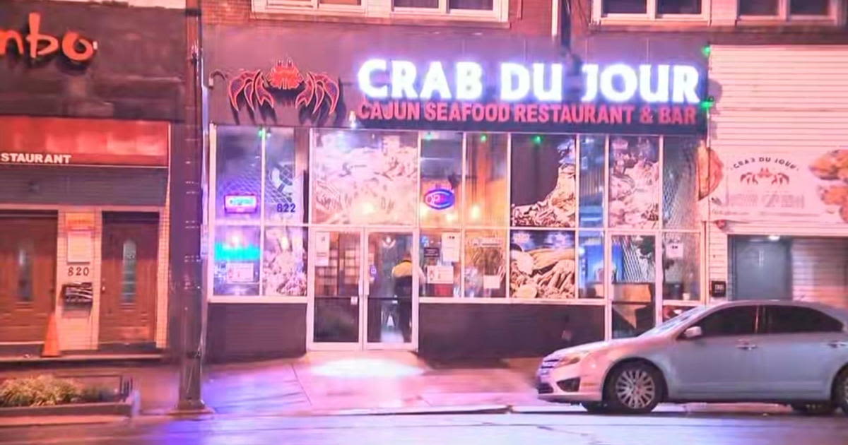 Man shot multiple times at Crab Du Jour in North Philadelphia, police say