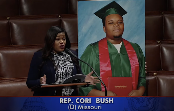 Cori Bush accused of 'grifting' for introducing Mike Brown Bill: 'She knows she's lying'