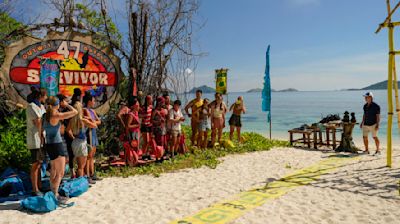 'Survivor' 47: Jeff Probst Reacts to Eliminated Player's 'Emotional Outburst'