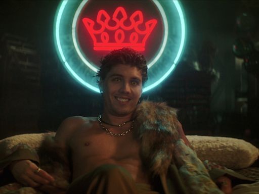 How the Cat King in ‘Dead Boy Detectives’ captures a familiar queer dynamic