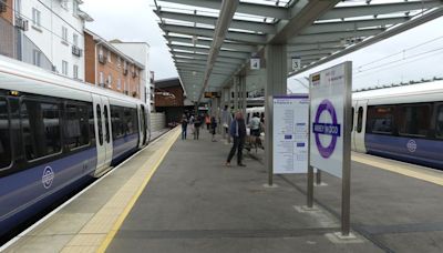 TfL says Elizabeth line is 'more reliable' as passengers stuck on Paddington trains