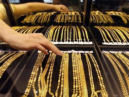 Armed robbery at Bengaluru jewellery shop leaves owner, staff shaken: Report