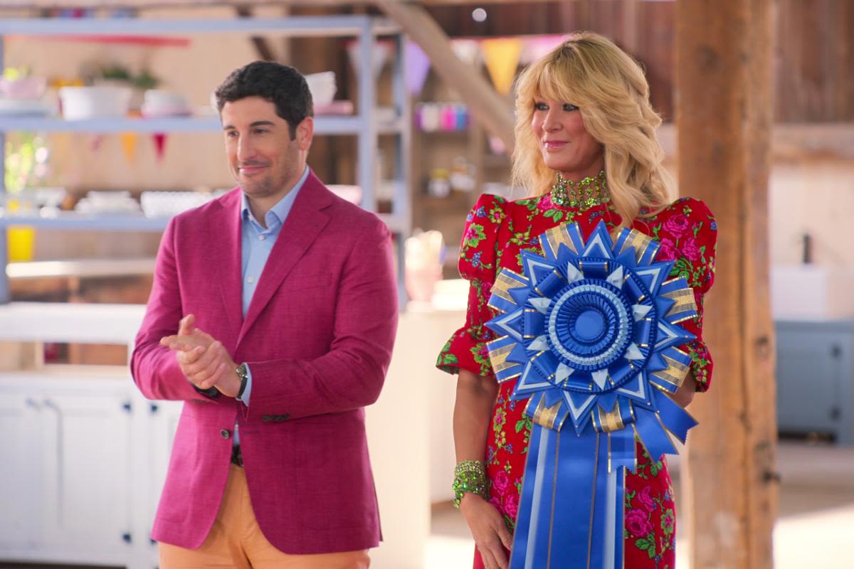 Stream It Or Skip It: 'Blue Ribbon Baking Championship' on Netflix, where Jason Biggs and Sandra Lee host a baking contest set at the state fair