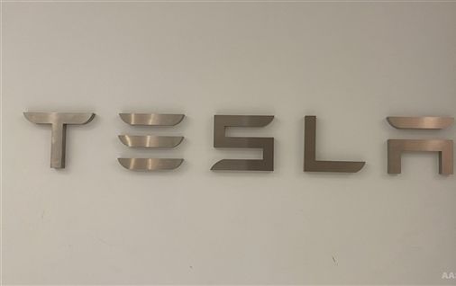 特斯拉(TSLA.US)擬將德國超級工廠員工裁減400人