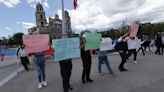Policías auxiliares del Edomex protestan en Toluca