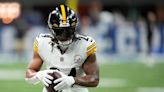 Steelers running back Benny Snell honors Winton Woods grad Chris Oats on his cleats