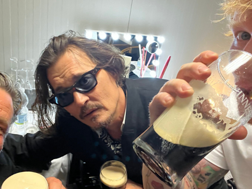 Newly released photo of Johnny Depp, Russell Crowe and Ed Sheeran has got everyone talking