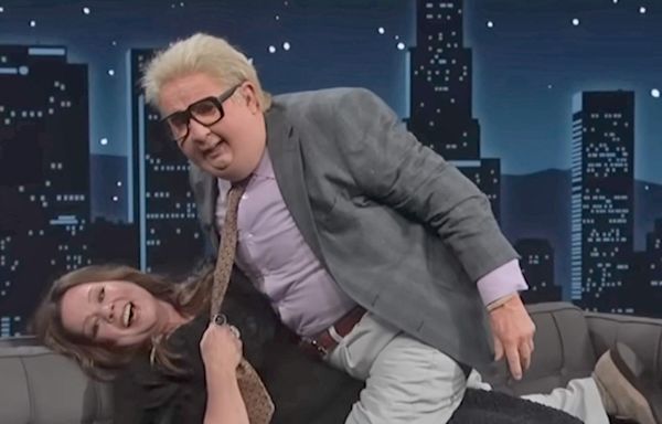 Martin Short's Jiminy Glick Insults Melissa McCarthy -- Who Throws It Right Back In His Face!