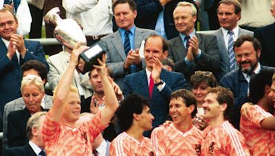 Así ganó Ronald Koeman en 1988 la única Eurocopa de Países Bajos