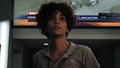 Halle Berry Hilariously Wore Her Viral (In A Bad Way) Wig From The Call For A Screening Of Her New...