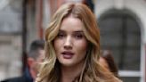 Fans Are Obsessed With Rosie Huntington-Whiteley’s Nude Selfie That Shows off Her Toned Figure & Unshakeable Confidence