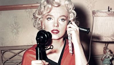 Marilyn Monroe's phone records that the FBI were ordered to destroy