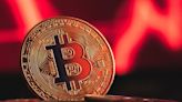 Bitcoin ETFs Shed $563 Million as BlackRock's IBIT Marks First Daily Loss - Decrypt