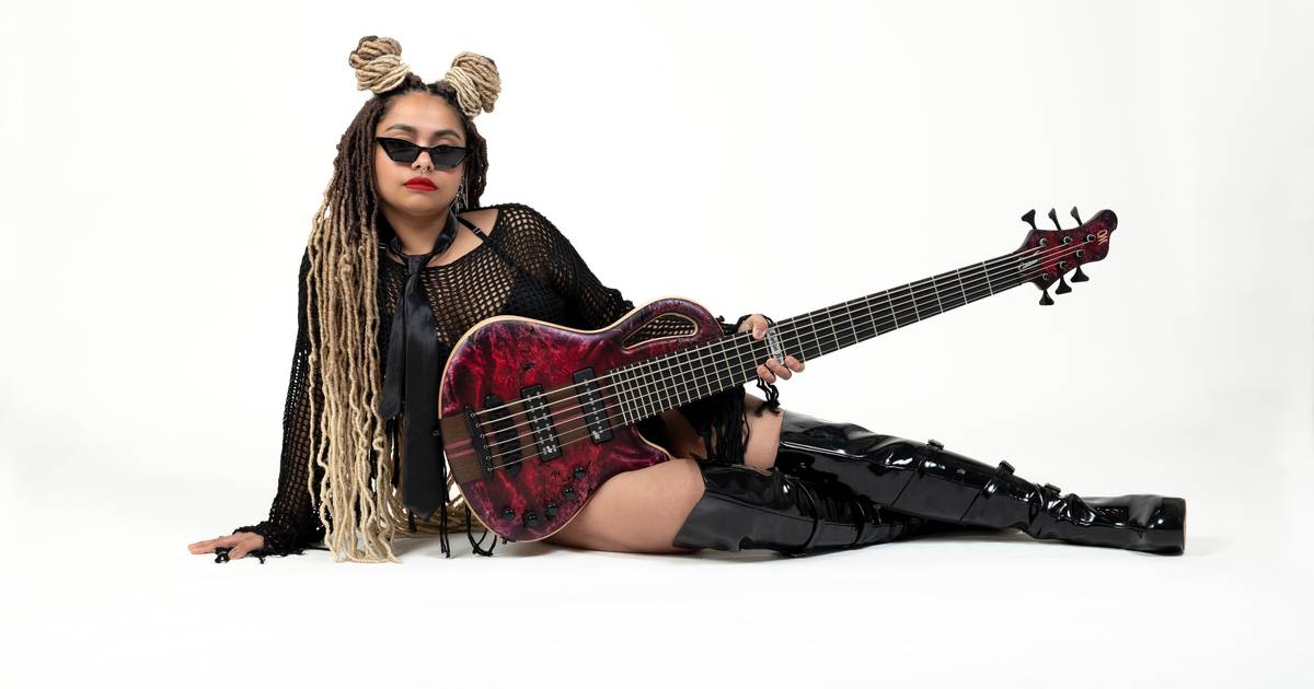 Unboxed Vol. 43: Indian Bass Prodigy Mohini Dey Explains How She Linked Up With Willow Smith