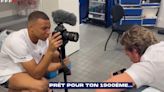 La divertida entrevista de Mbappé a Griezmann en una camilla