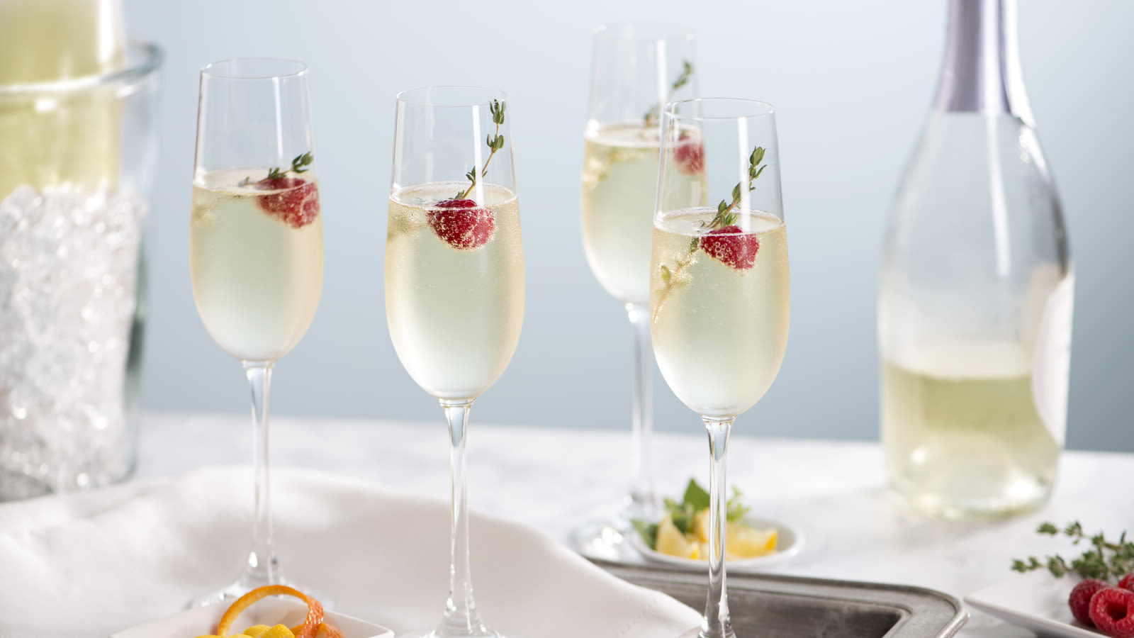 The Best Sparkling Wines To Use In Your Champagne Cocktails, According To An Expert