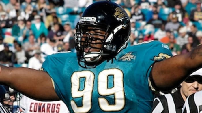 Former Jaguars player Marcus Stroud set to open ‘Baby Got Brunch’ restaurant downtown