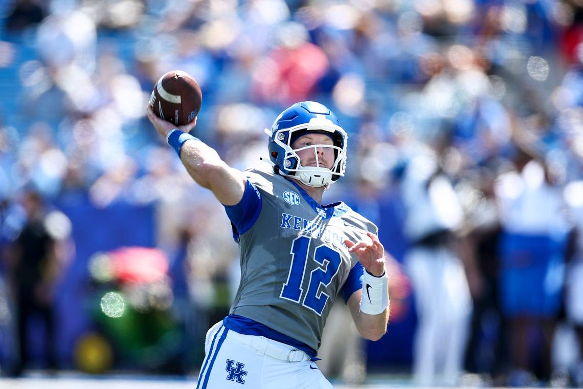 Will Kentucky have a preseason QB competition? Mark Stoops explains Gavin Wimsatt addition.