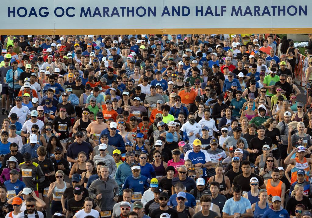 Thousands run the 20th OC Marathon