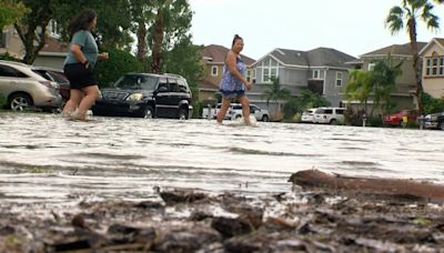 ‘Jibber jabber and no action’: 4 days into floodwaters, Sarasota residents want to know why